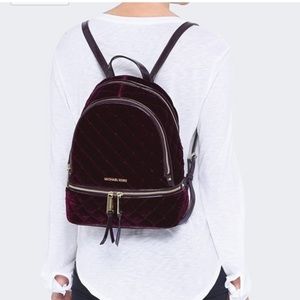 SHIPS FREE 📫Michael Kors Velvet Backpack - New w/tag 🤩